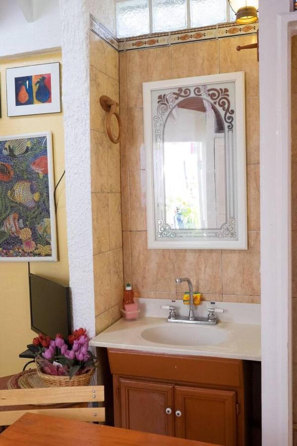 Greek Cottage Playas De 티후아나 외부 사진