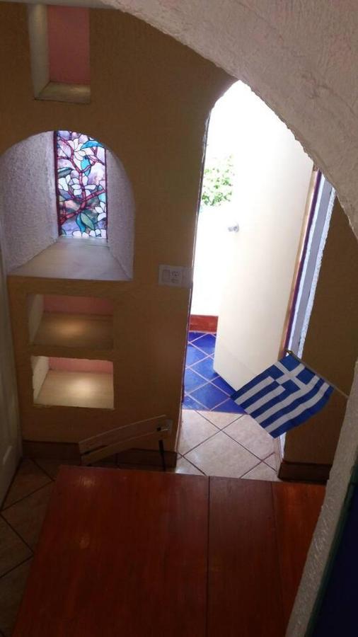 Greek Cottage Playas De 티후아나 외부 사진